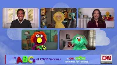 What kind of message is this sending to kids? FFS where are their masks?