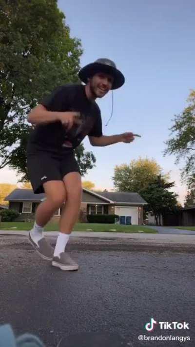 I could watch this all day