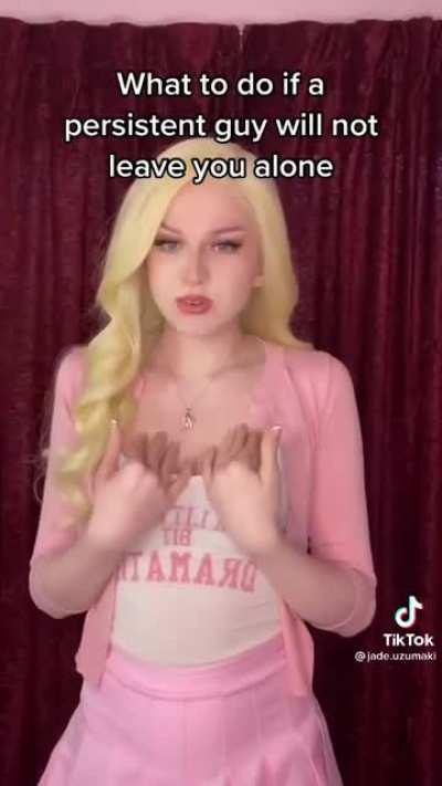 The beginning of these new pornos are getting weird