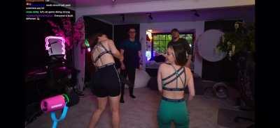 Showing off her outfit with Fasffy