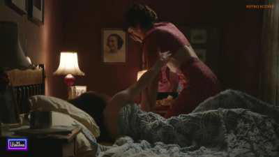 Retro Scenes: Rachel Brosnahan (24) & Carole Weyers (30) - 