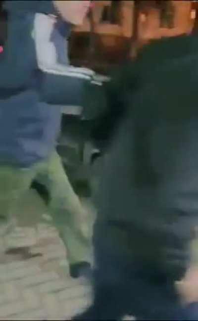 Caught his gf cheating on him with his dad 