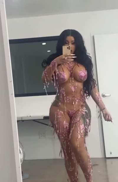 Cardi in Motion