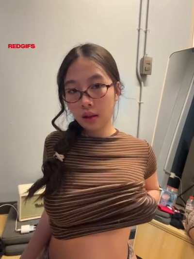 Say “yes” if you want me to send you nudes today