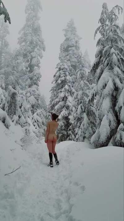 Canadian, carefree, and just a little crazy!