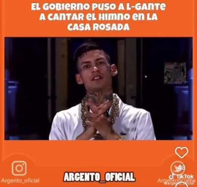 El cambio de la pista de fondo jajaja