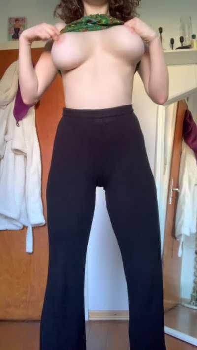 I know that this top doesn't hide my tits very well, yet i believe you will be surprised in the end😈