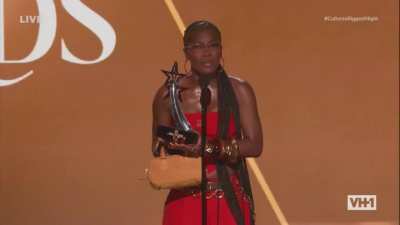 Doechii: “Trump is using military forces to stop a protest. […] People are being swept up & torn from their families & I feel it’s my responsibility as an artist to use this moment to speak up for all oppressed people. For Black people, for Latino