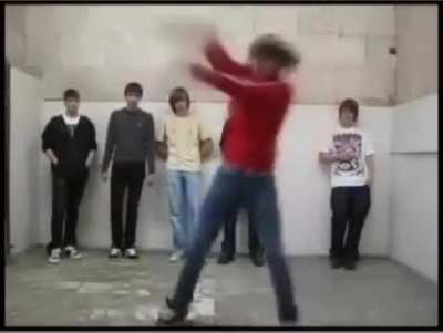 Dopest tecktonik dancer