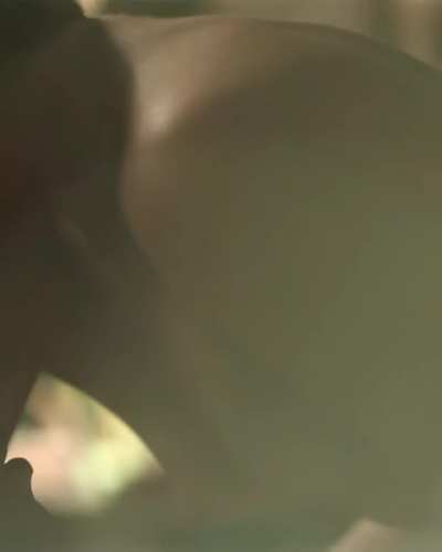 Clara Galle with pretty plots in A través de tu mirada (ES-2024)