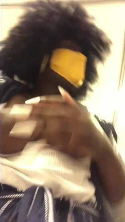 meet me for a quickie?