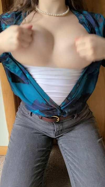 I'm so sexually frustrated today, can you tell or do I hide it well?