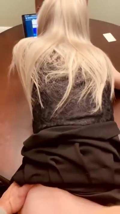 I Just Want To Look At Tumblr 🙄