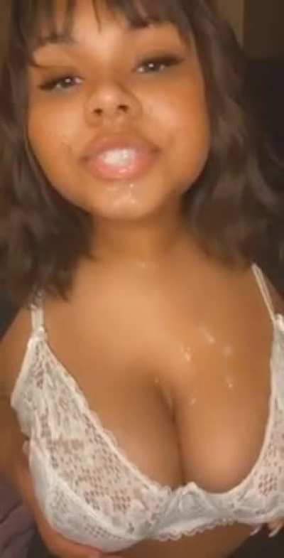 I love the feeling of being covered in warm cum 😌