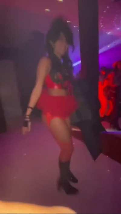 What an outfit 😍😍