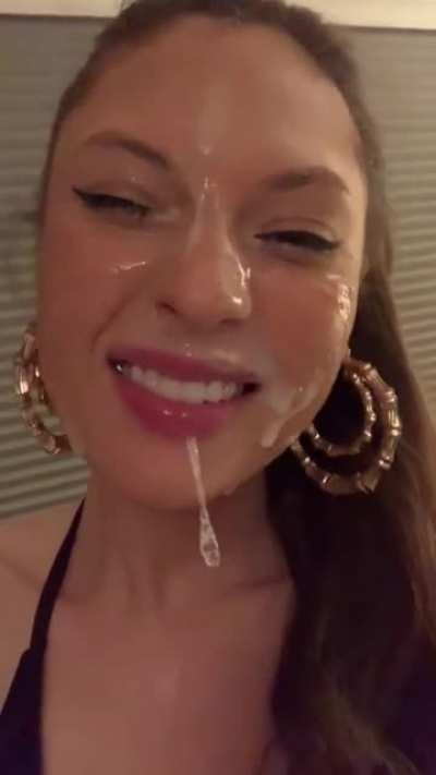 Showing off my messy reward 💦