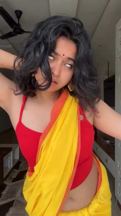 Saloni Singh [Saloniyaapa]