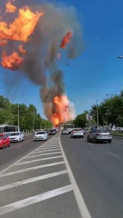 Gas Station EXPLOSION! Guess I'll be turnin' around now!