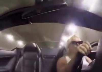 Alube on her way from the spirit realm after hearing Assphelios scream during his meeting with Sett