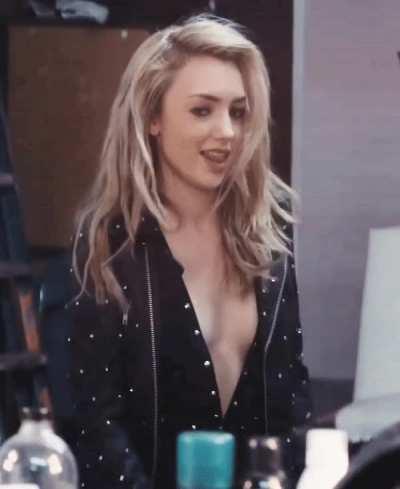 Peyton List hot gif