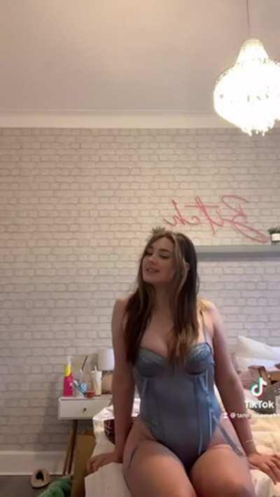 Blondie Gets Naked For Me