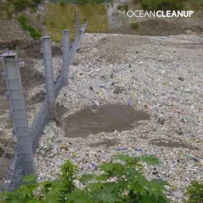 A pilot project in gautemala to control plastic waste to the ocean.