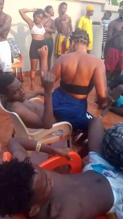 She twerked on his whole meat 💦😭