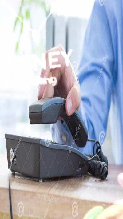 ma suna money calling, raspund sau nu-i raspund?