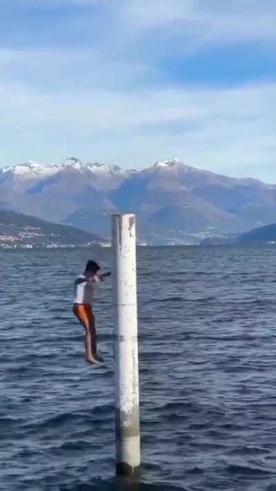 Omg! It's safe to do it on land, not on a piece of rounded wood