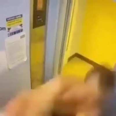 Batalla epica(es la continuación de otro post que había en el reddit)