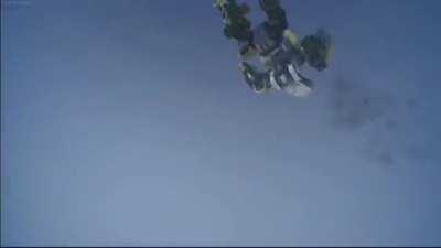 he's basically rotf megatron at home his face is even in the same spit in tank mode