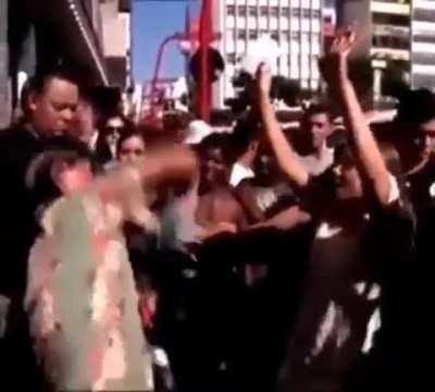 quem tem coragem de devolver?