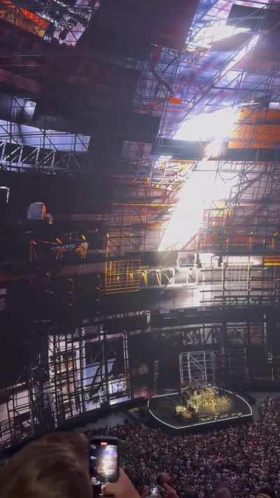 This is how long it takes to be sold on the Sphere