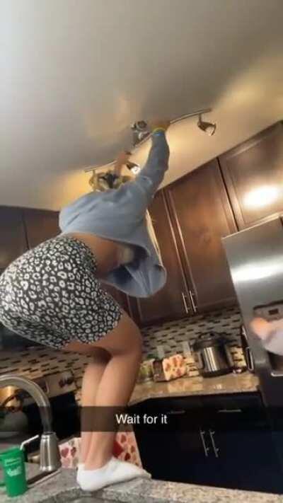 Let's hang off this light fixture