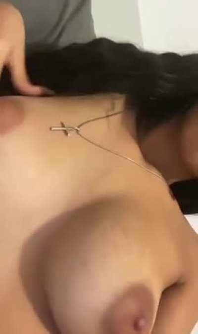 upvote if your dick is bigger than 5 inches