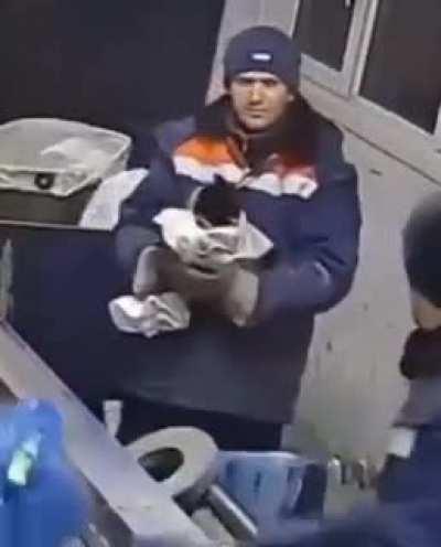 Someone had the heart that could continue beating normally even after doing that.