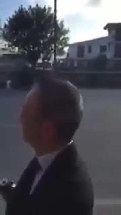 Borrrrrn to be aliveeeeee