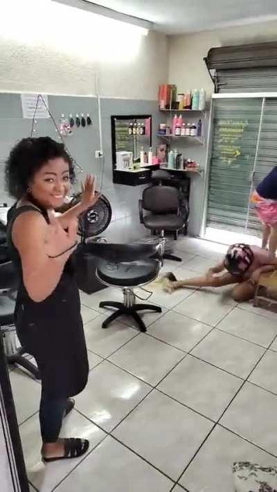 Não falta mais nada pra acabar, 2023