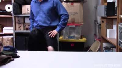 Perfect Shoplyfter Amilia Onyx