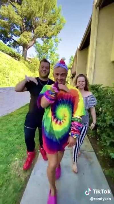 What makes it worse is that I had to save this monstrosity on my phone, enjoy the cringe yall