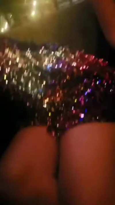 Taylor Swift is super sexy