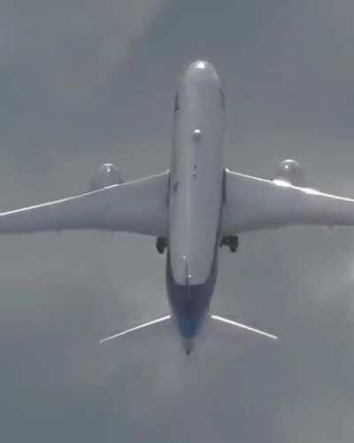 vertical plane take off.