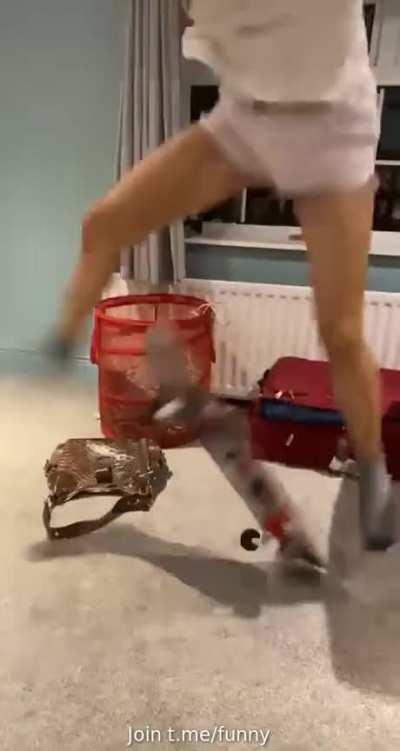 WCGW while moving on the skateboard.