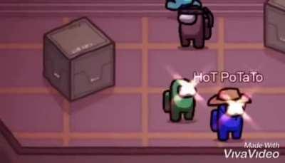 My stupid ass poster the GIF version instead of this Moonwalk ft. Among Us