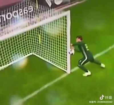 This has to be the funniest fifa clip I’ve ever seen