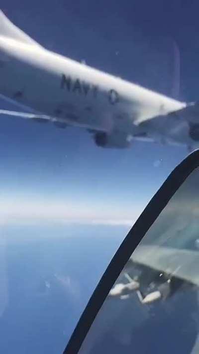 Interception of US P-8A Poseidon off the coast of Syria from the Sukhoi perspective.