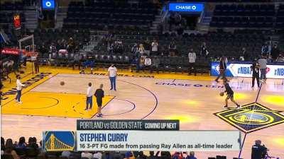 [Highlight] Steph warming up with some casual half-court shots before tonight's game