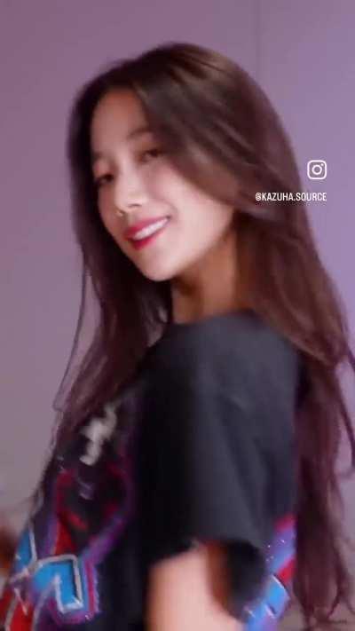 LE SSERAFIM • KAZUHA