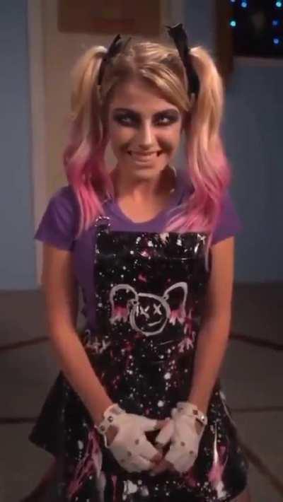 Alexa bliss such a sweet 😍