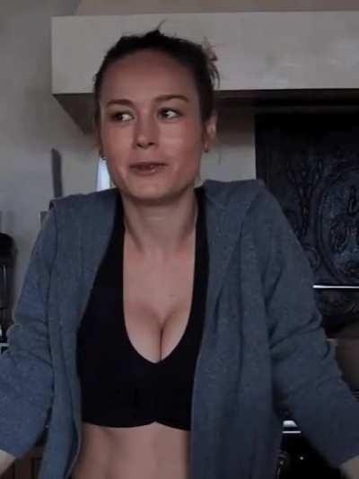 Brie Larson wearing an amazing sports bra 